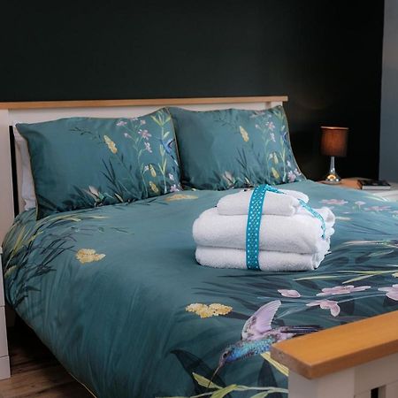 The Apartment At Burkedale House Corofin  Bagian luar foto