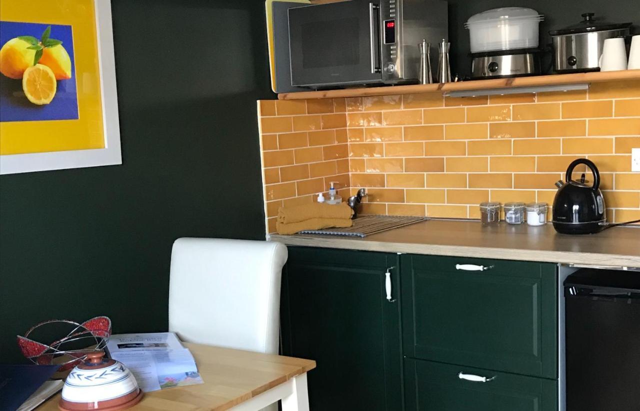 The Apartment At Burkedale House Corofin  Bagian luar foto
